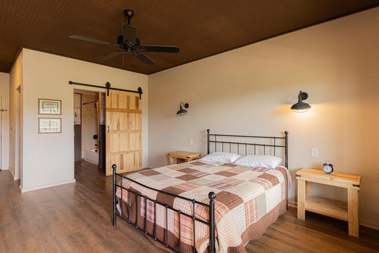 -Pet Friendly- Miners Cabin #6 - King Bed With Private Balcony Tombstone Esterno foto