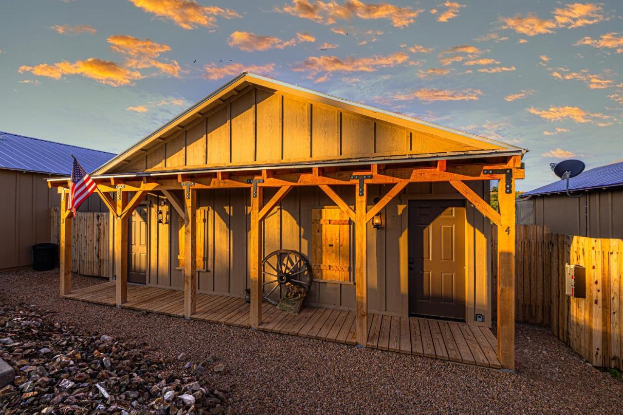 -Pet Friendly- Miners Cabin #6 - King Bed With Private Balcony Tombstone Esterno foto