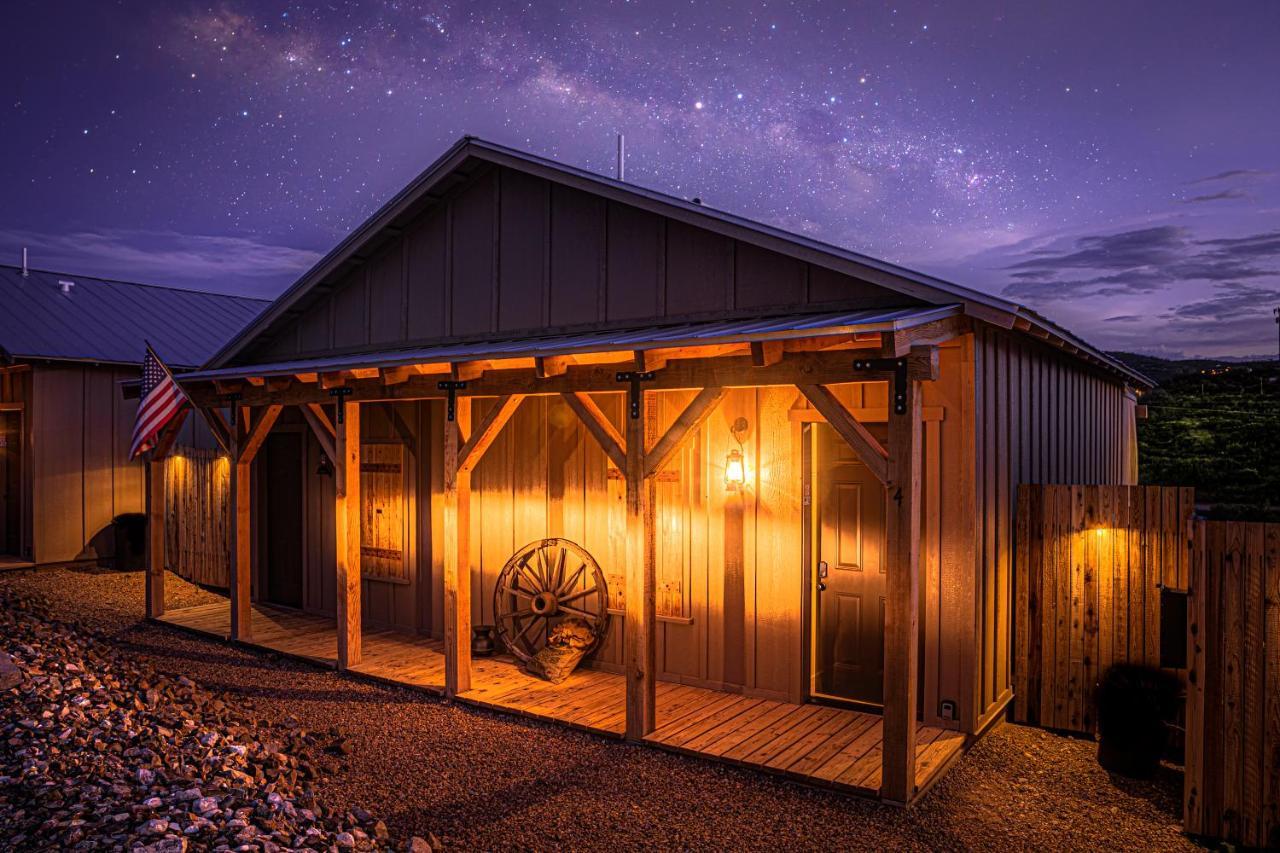 -Pet Friendly- Miners Cabin #6 - King Bed With Private Balcony Tombstone Esterno foto