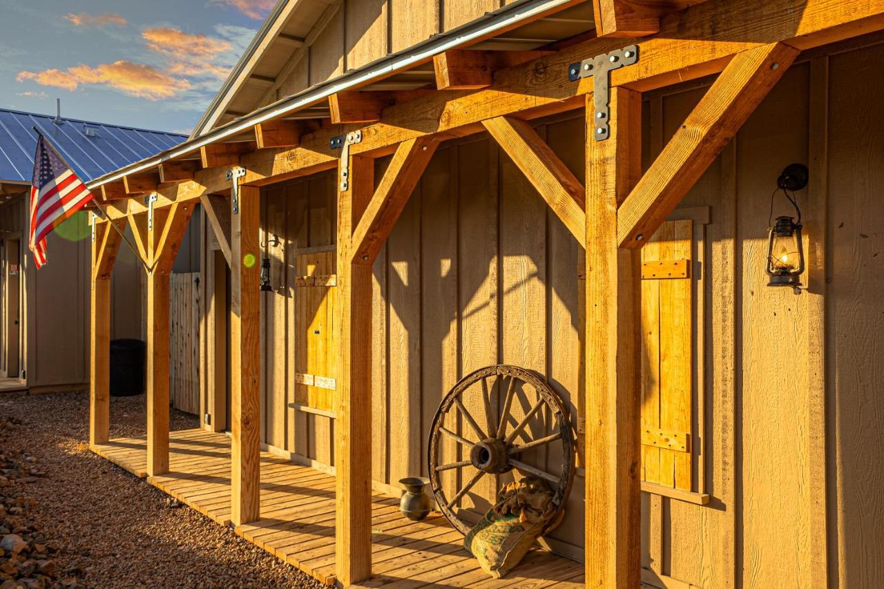 -Pet Friendly- Miners Cabin #6 - King Bed With Private Balcony Tombstone Esterno foto