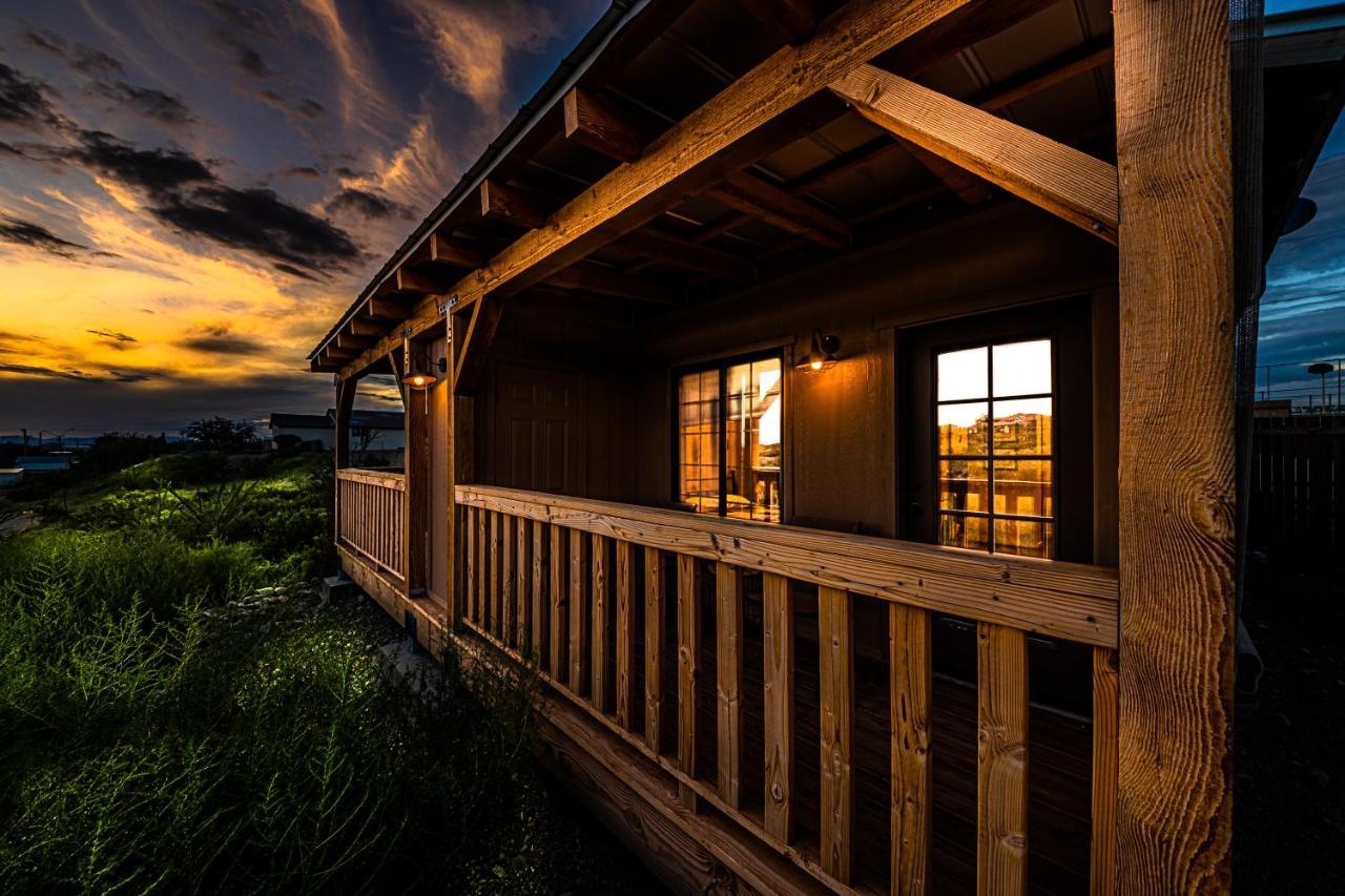 -Pet Friendly- Miners Cabin #6 - King Bed With Private Balcony Tombstone Esterno foto